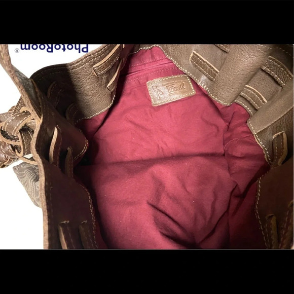 Rare Fossil Jaquard Floral Hobo Bag with Leather Detail - Picture 6 of 15